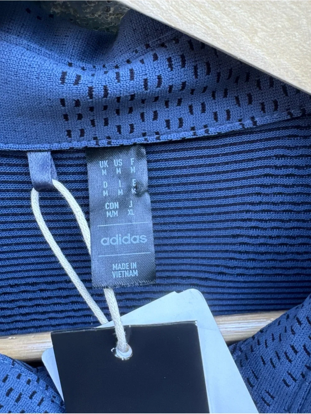 Adidas Polo Shirt Mens M Blue Gray Textured Golf Performance Short Slv Tags LOGO